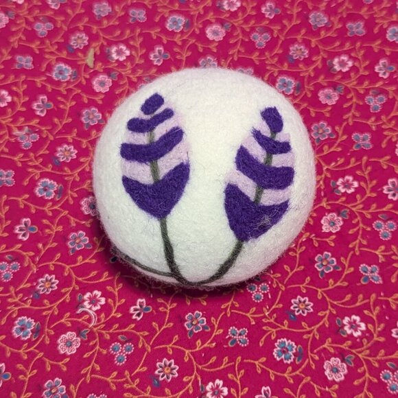New Lavender Embroidered Wool Dryer Balls Set of 3 Sustainable Laundry - Picture 2 of 4